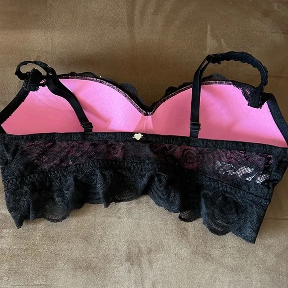 VS PINK Black Lace Bralette - Picture 2 of 4